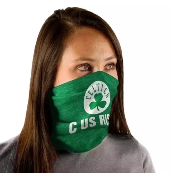 Boston Celtics Adult Gaiter Face Covering - Picture 1 of 3